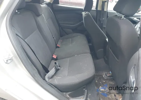 2016 Ford Focus Se z USA, uszkodzony, nr VIN 1FADP3K22GL399344